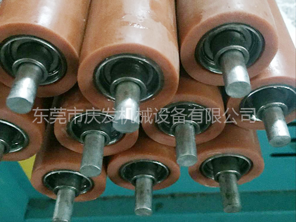 東莞外膠小蝌蚪污视频